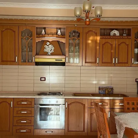 Apartament Parid